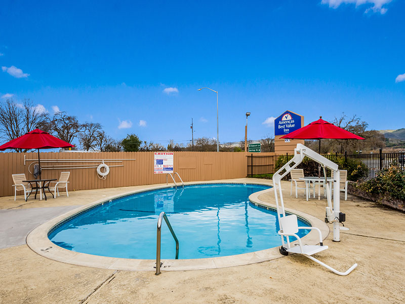 Outdoor pool area at Americas Best Value Inn Ukiah